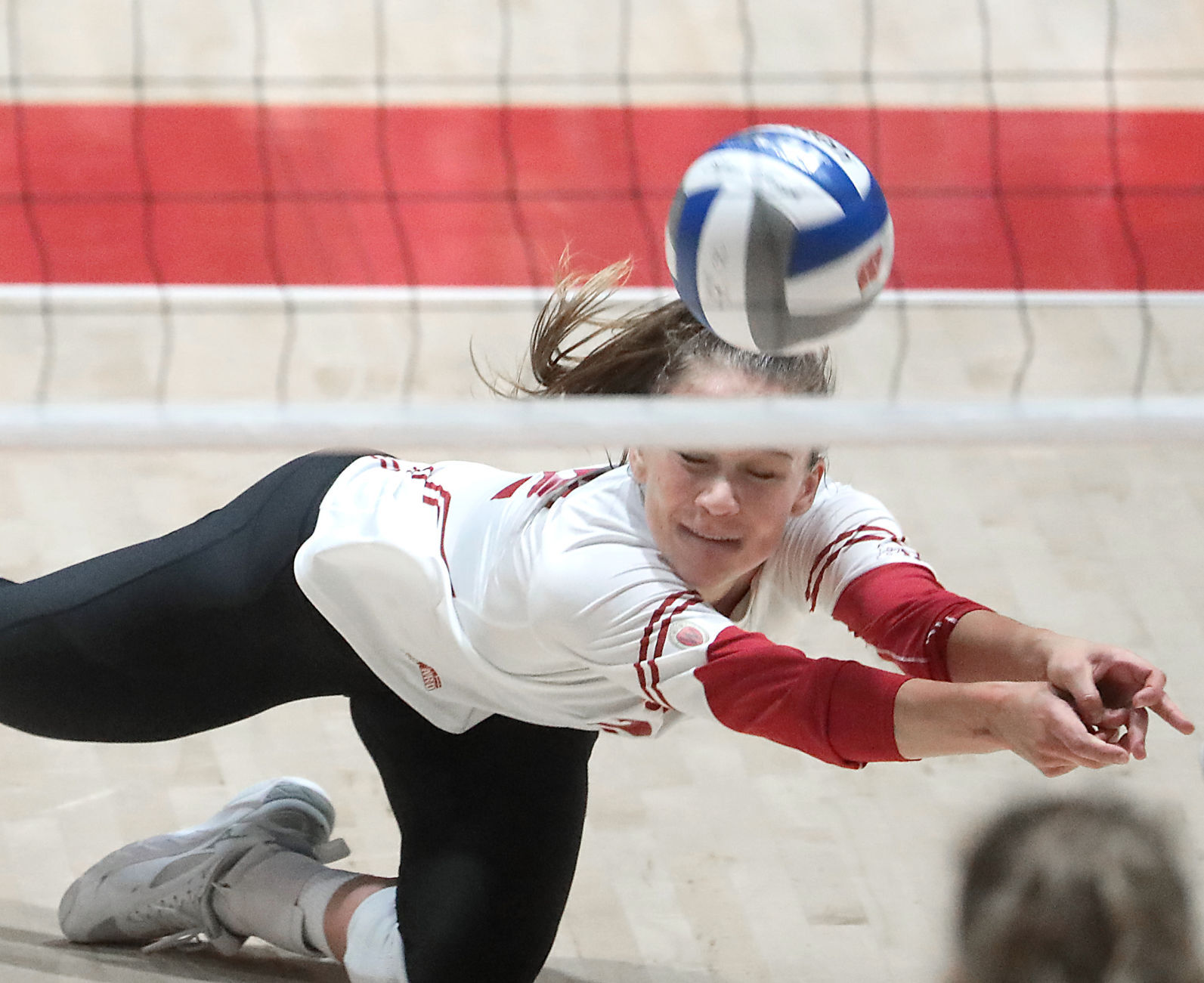 UW Iowa Vball 04-10062021201021